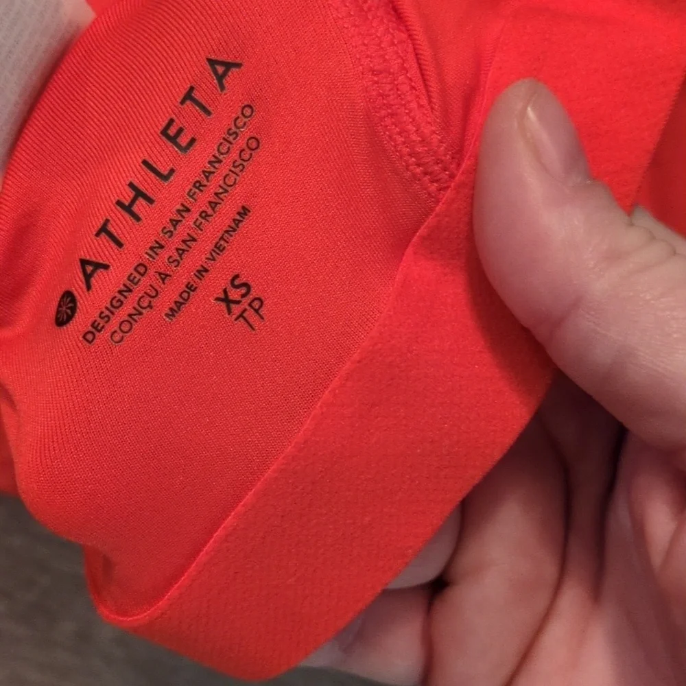 Athleta Tank Crossed Tankini Swim Top Size XS